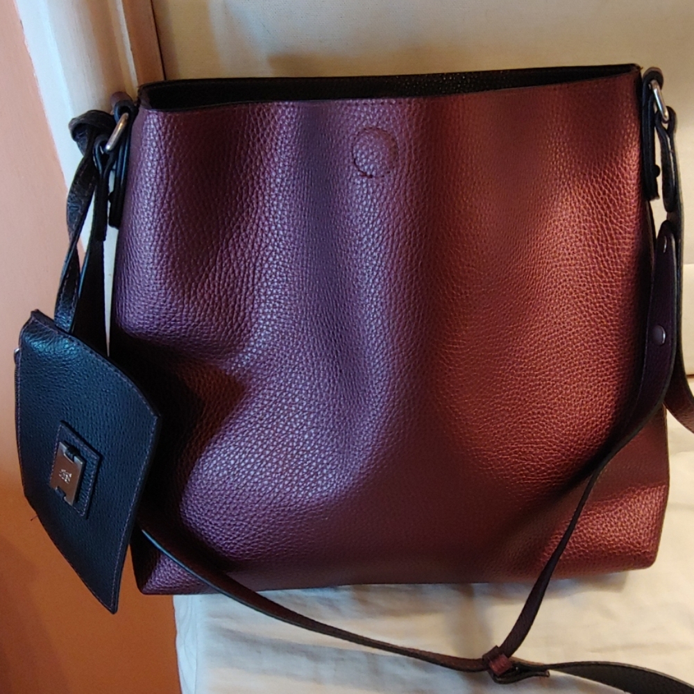 Hand bag